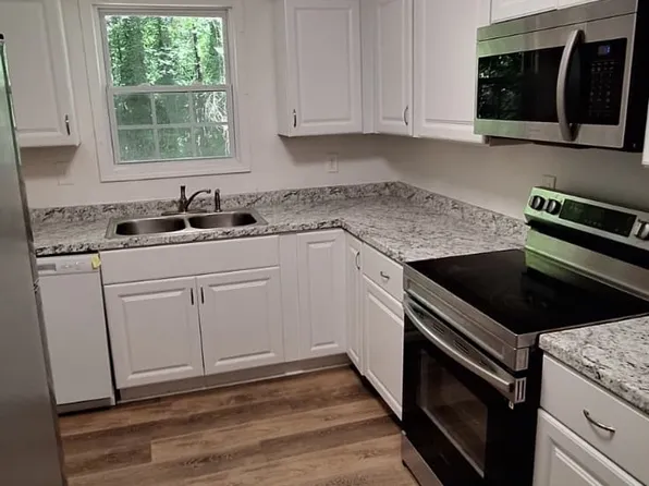 108 Welch St #A, Stockbridge, GA 30281