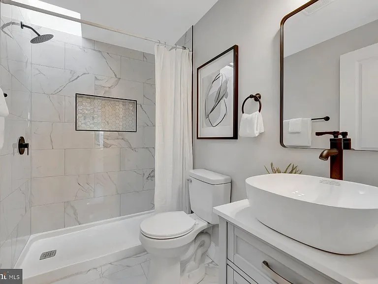 3152 Remington Ave — Photo 17