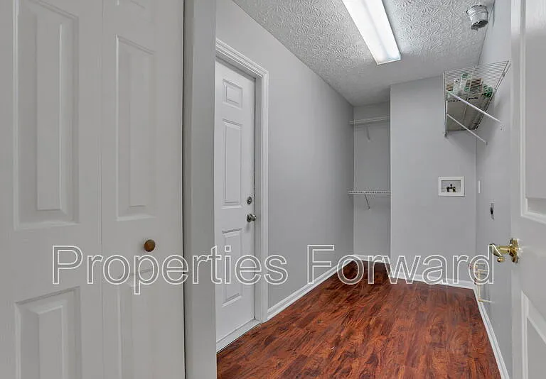 2623 Landings Way — Photo 9