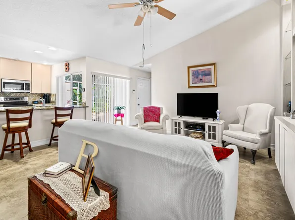 1603 Springdale Court, Palm Beach Gardens, FL 33403
