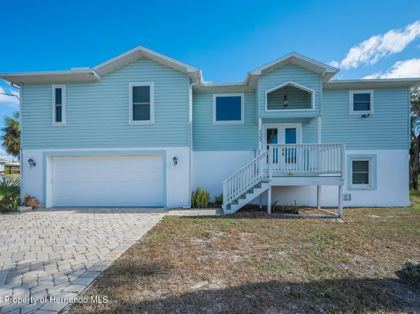 3244 Rose Arbor Dr, Hernando Beach, FL 34607