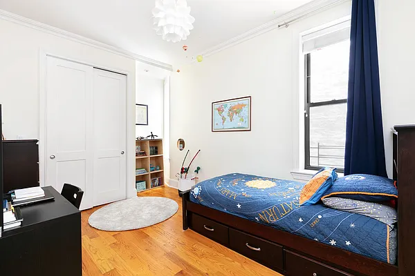 Sold by Compass | media 20