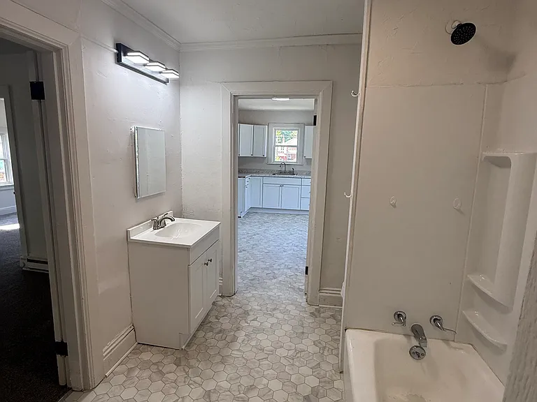 1436 S Duke St #2F — Photo 6