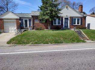 9423 Mackenzie Rd, Saint Louis, MO 63123