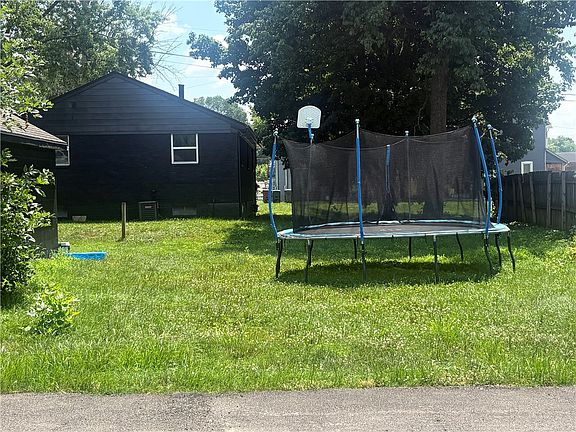 5th image of 431 Kercher St