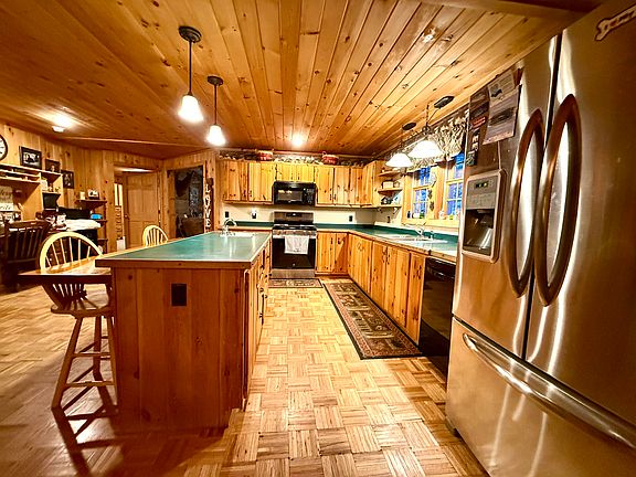 4th image of 96 Trail Rd