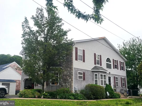 203 Ashland Ave, Secane, PA 19018