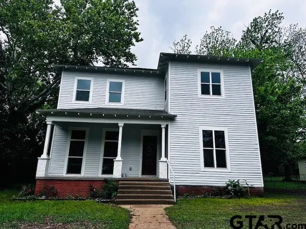 917 N Jackson St, Palestine, TX 75801