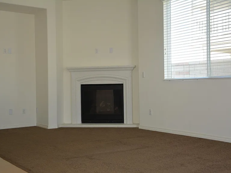 6924 Orinoco Dr — Photo 6