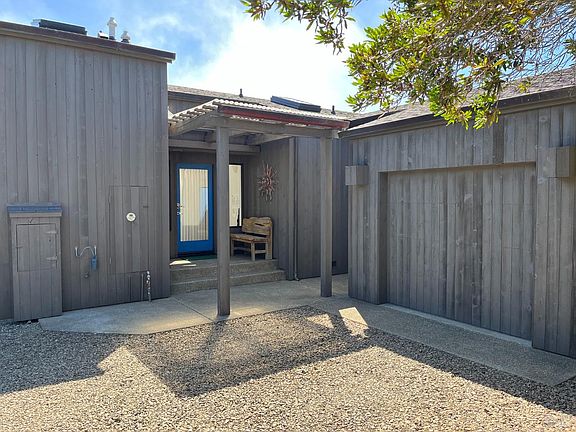 2nd image of 39722 Leeward Road #28