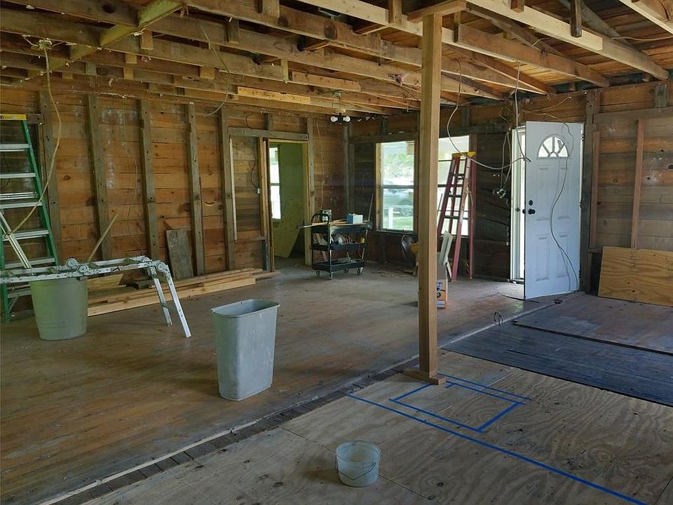 2nd image of 307 County Road 1624