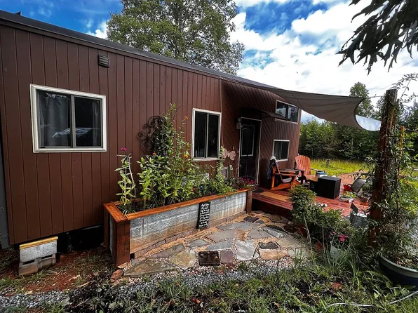 119 Cl Conner Trl, Lake Lure, NC 28139