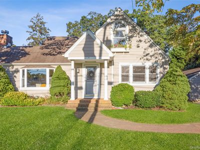 735 Durham Road, Sayville, NY, 11782