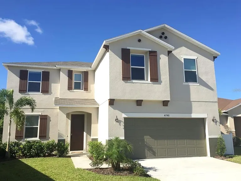 4748 Blue Diamond St — Photo 1