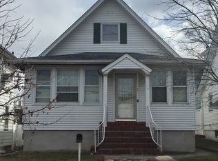 446 Chase Ave, Lyndhurst, NJ 07071
