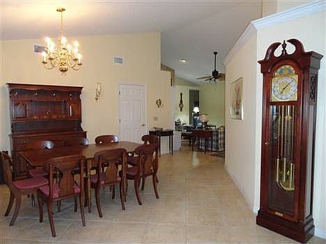 3rd image of 1201 Marshall Ct