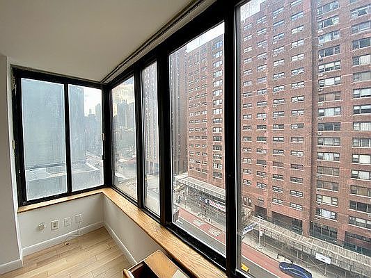 5th image of 300 E 93rd St APT 9A