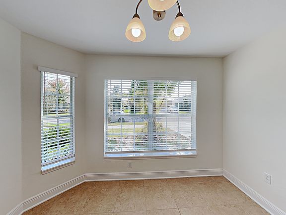 5th image of 14417 Edinburgh Moor Dr