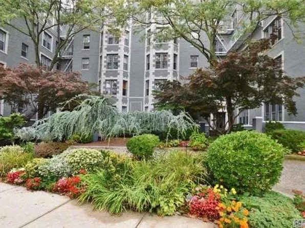 1175 E Broadway #1G, Hewlett, NY 11557