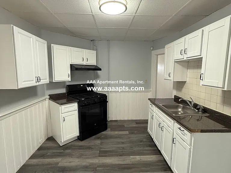 8 Hall Ave #1 — Photo 8