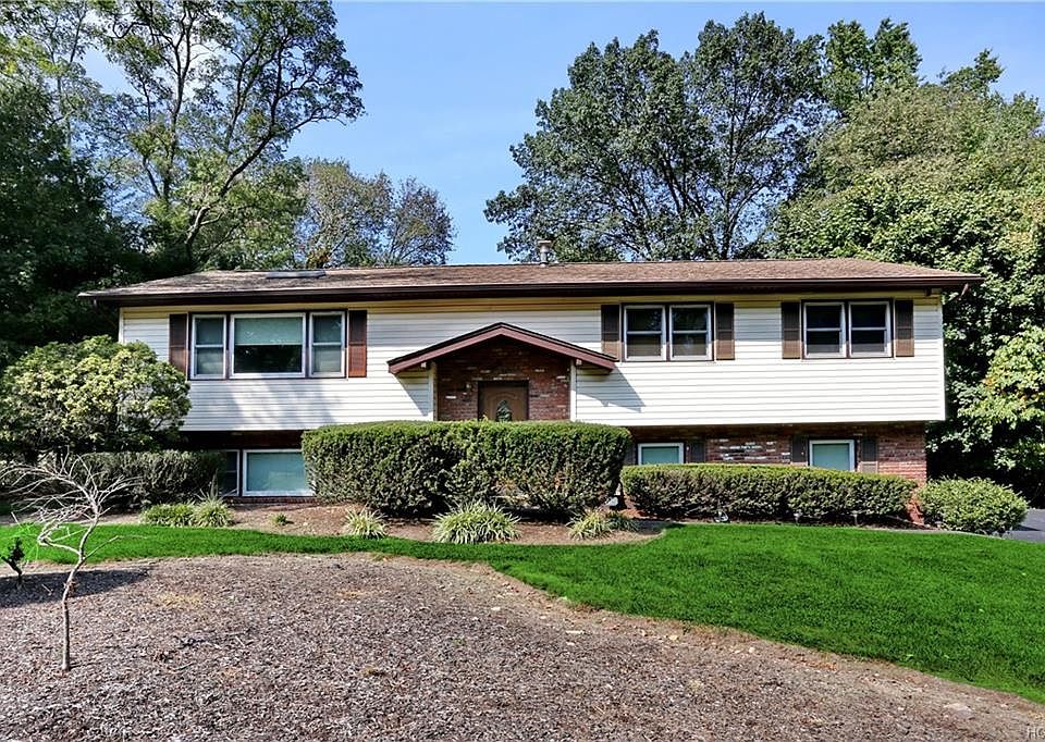 1st image of 68 Gottlieb Dr
