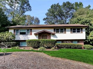 68 Gottlieb Dr, Pearl River, NY 10965