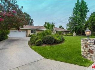 5214 Beckford Ave, Tarzana, CA 91356