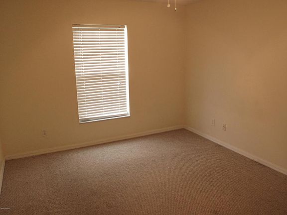 5th image of 470 Vin Rose Cir SE