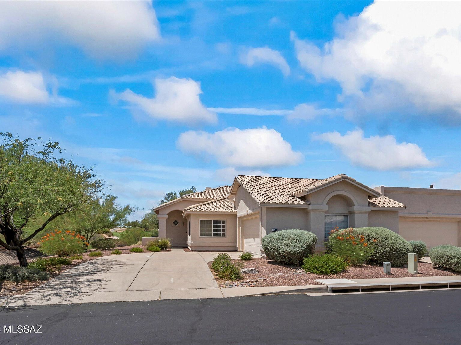 1538 W Carmel Pointe Dr