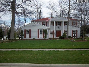 1st image of 121 Westchester Dr