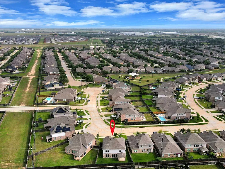 30243 Twisting Springs Dr — Photo 35