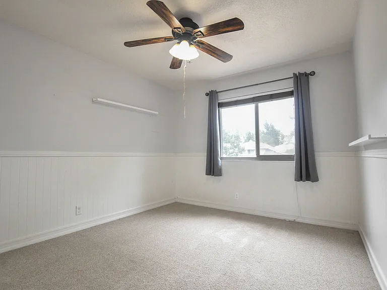 283 Heathcliff Pl — Photo 17