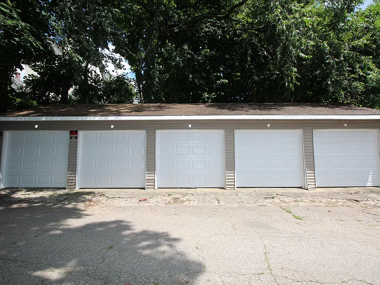 17 Boswell Ave #2 — Photo 19