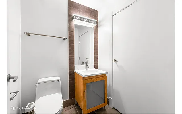 Rented by Douglas Elliman | media 9