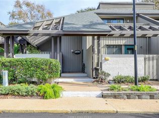 100 Shipyard Dr APT 103, Hilton Head Island, SC 29928
