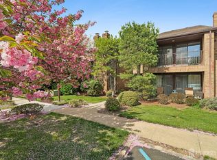 254 Willowbrook Dr, North Brunswick, NJ 08902