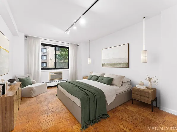 16 W 16th St APT 2EN, New York, NY 10011