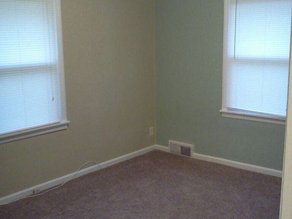 3rd image of 3610 N Tacoma Ave