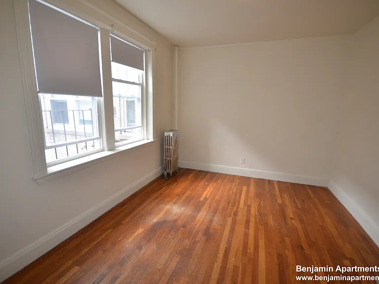 1800 Commonwealth Ave #27 — Photo 2