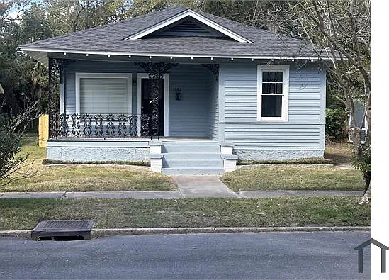3 bed, 1576 sqft, $1,695 — Photo 1