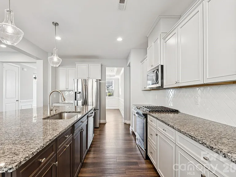 15311 Red Canoe Way — Photo 9