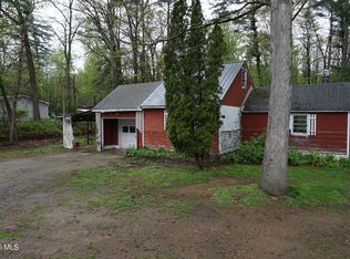 8 Scout Rd, Gansevoort, NY 12831
