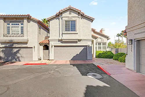 2223 Ramsgate Dr Photo 1