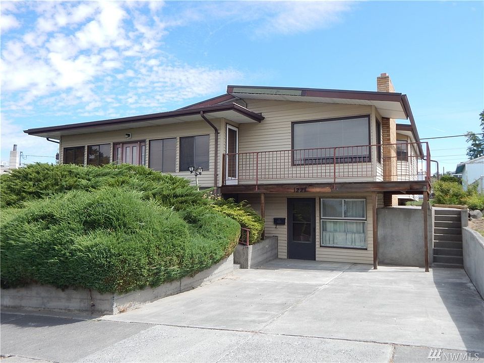 1221 S Baker St. Apartments Moses Lake, WA Zillow
