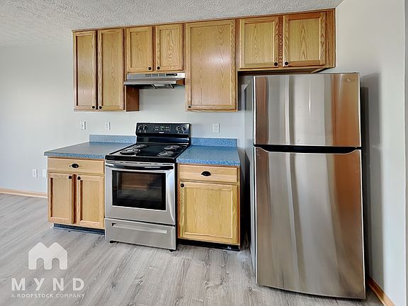 4th image of 2036 Friston Blvd