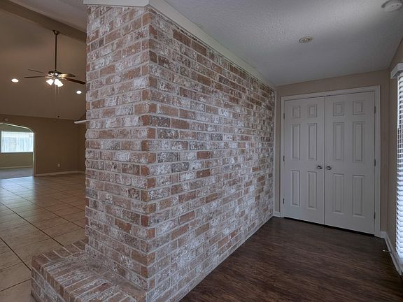 5th image of 31 Lebrun Ct