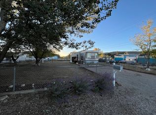 406 Bennett St, Rawlins, WY 82301