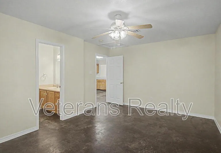 11122 Gorenflo Rd — Photo 9