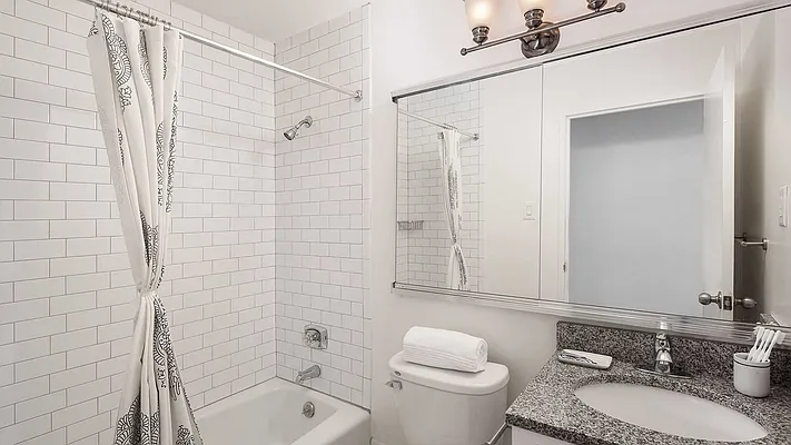 Rented by Cooper & Cooper Real Estate | media 4