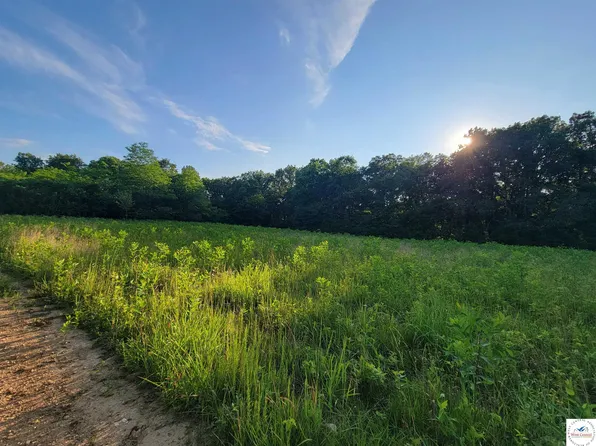 000 Indian Creek, Eldon, MO 65026